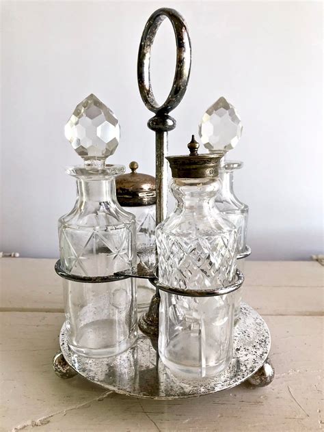 VINTAGE SILVER PLATE CONDIMENT BOTTLE HOLDER